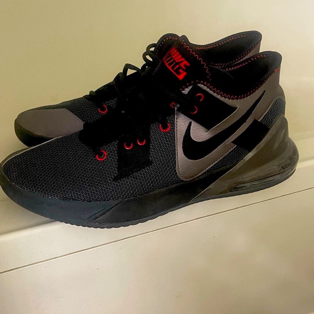 Nike Air Max Impact 2